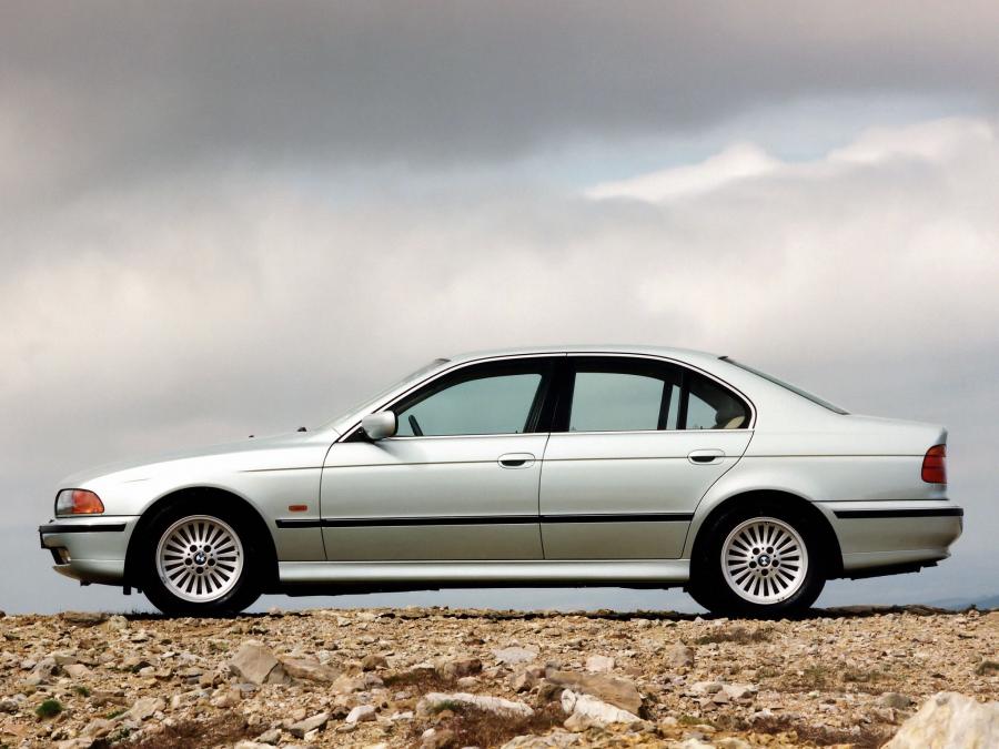  BMW 540i Sedan 1996 года  (UK) (фото 5 из 7)